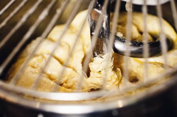 Dough Perfection: Exploring the Benefits of Spiral Mixers