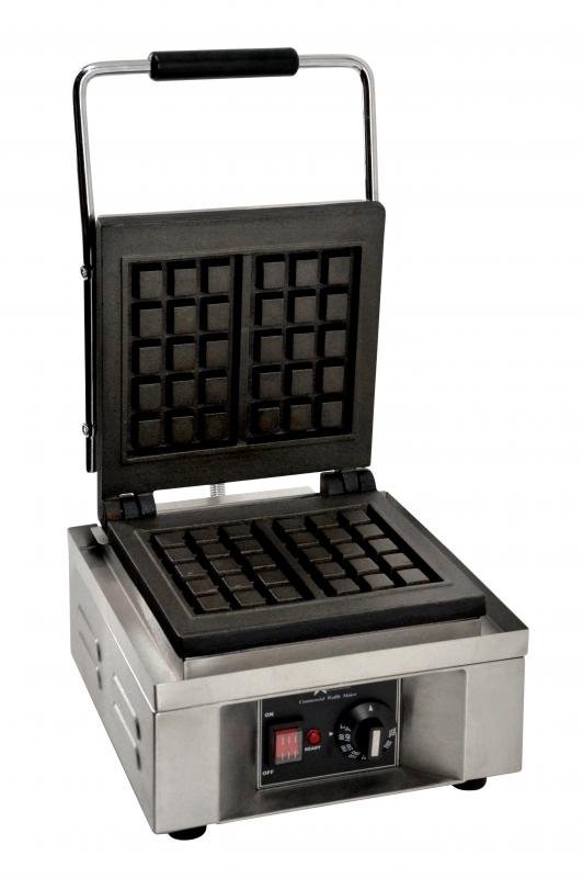 16-1/2" Single Waffle Maker Omcan 1.6 kW 39578
