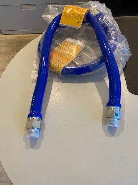 36" x 3/4" Stainless Steel Moveable Foodservice Gas Hose Connector FEDGH36-CL