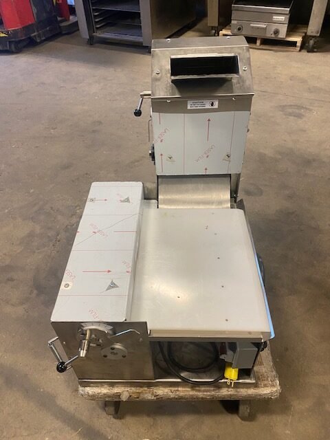 Clearance Used 18" Bakery Dough Sheeter Double Pass Through