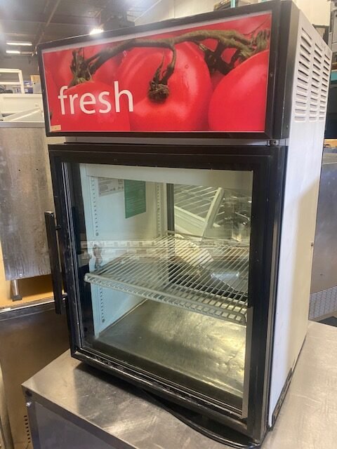 Used True Velox Countertop Glass Door Pass Through Cooler GDM-05PT-CL