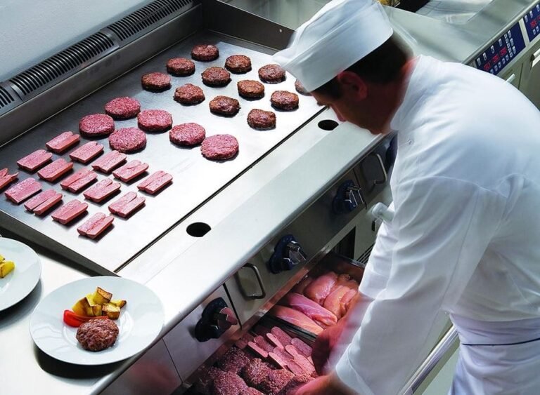 The Advantages of Using a Commercial Gas Cooktop With a Griddle
